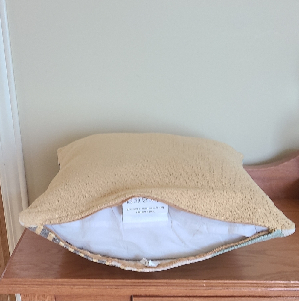 Structube Abstract Multicolor Accent Pillow - Picture 5 of 7
